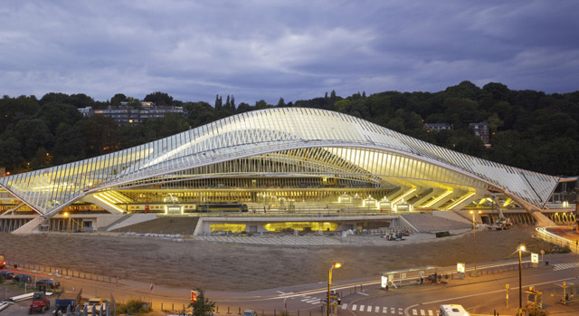 Calatrava unveils travel epicentre