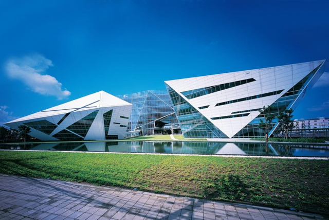 Bangkok University Landmark Complex