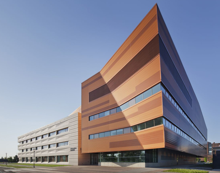 University at Buffalo School, Amherst, USA
