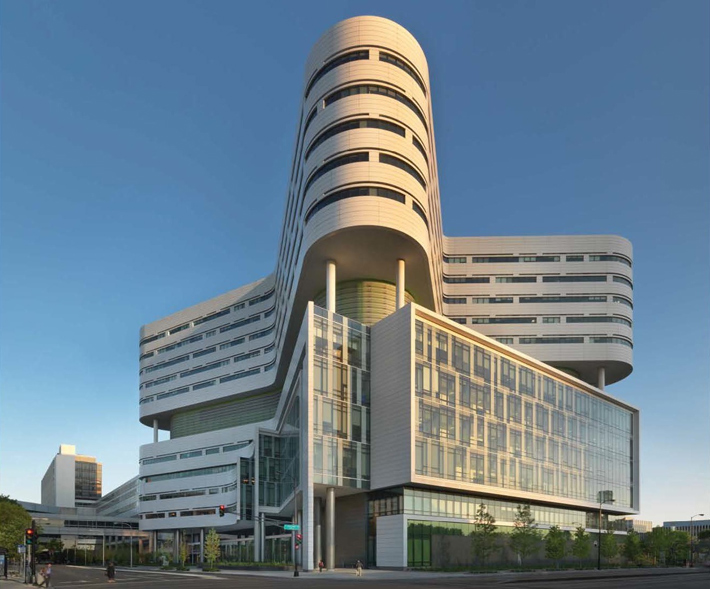 Rush University Medical Center, Chicago, USA