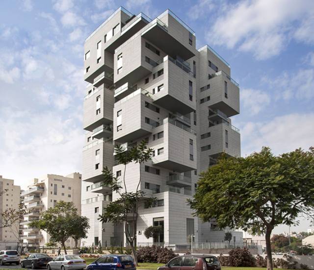 Z Design Apartment Building, Holon, Israel